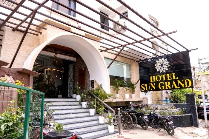 Hotel Sun Grand And restaurant