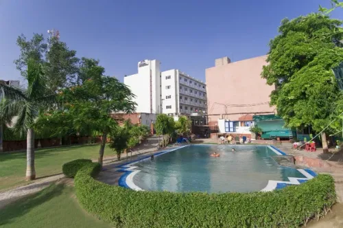 Extra Hotel Image